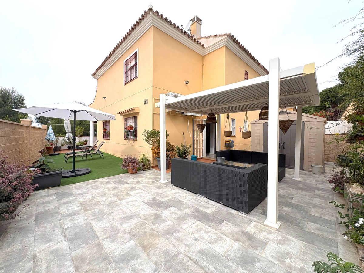 Se vende Pareada de 3 dormitorios en Costa Del Sol, Málaga, España