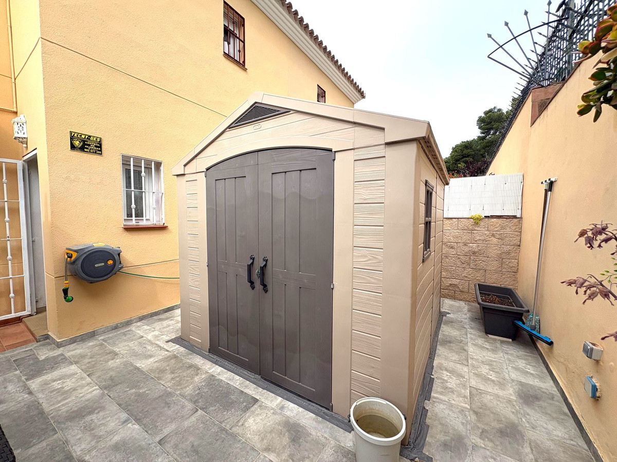 Se vende Pareada de 3 dormitorios en Costa Del Sol, Málaga, España