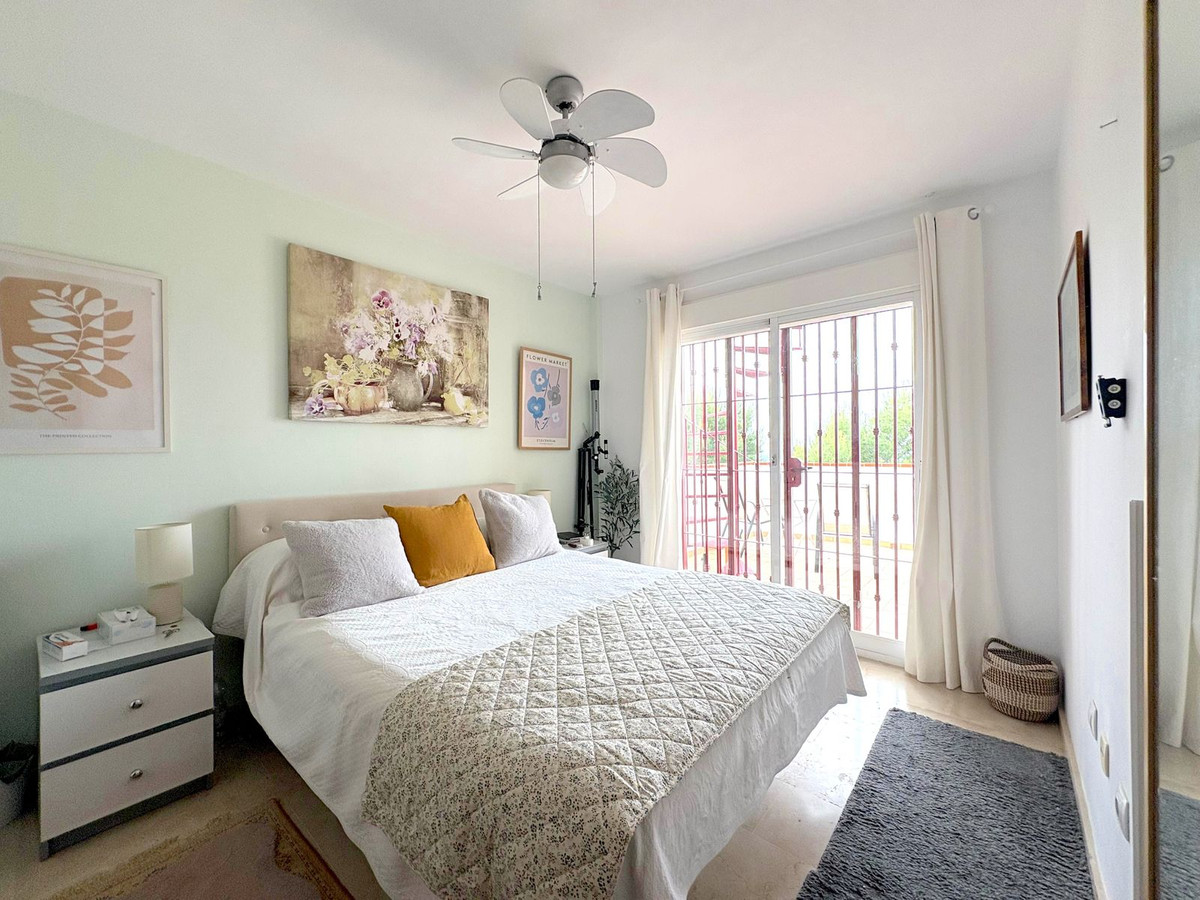 Se vende Pareada de 3 dormitorios en Costa Del Sol, Málaga, España