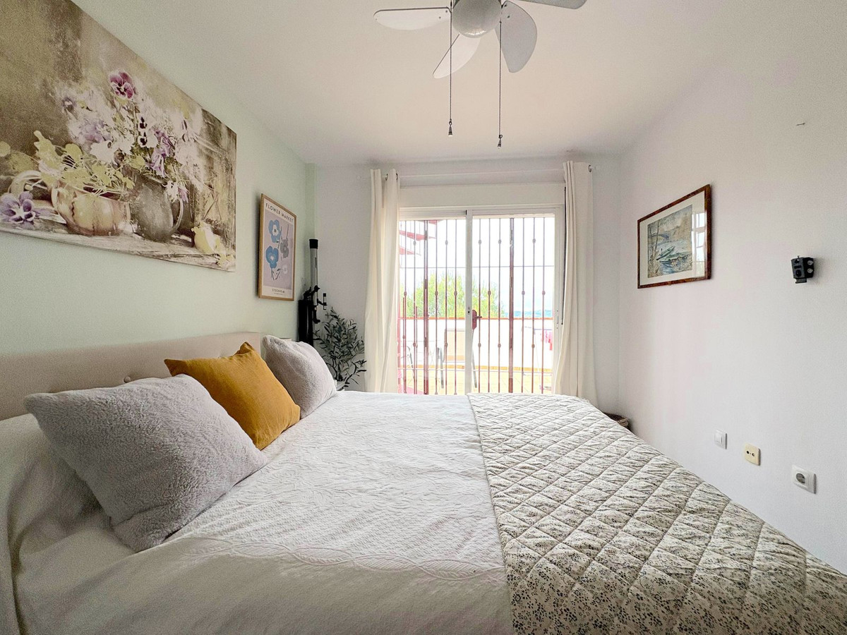 Se vende Pareada de 3 dormitorios en Costa Del Sol, Málaga, España