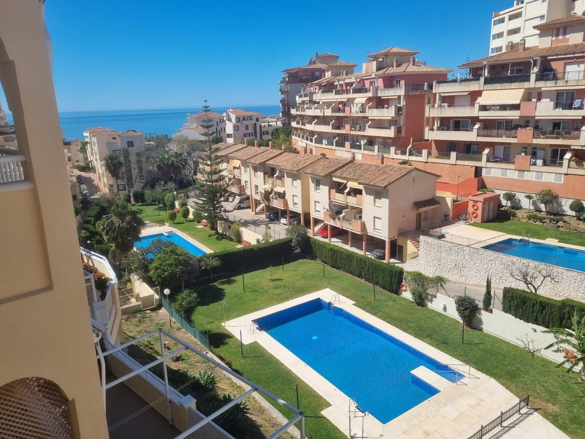 2 Bed Apartment for sale in Benalmadena Costa Costa Del Sol, Málaga, Spain