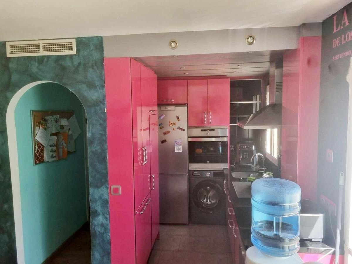 2 Bed Apartment for sale in Benalmadena Costa Costa Del Sol, Málaga, Spain