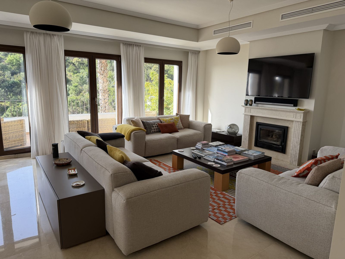 Se vende Villa - Chalet de 4 dormitorios en Costa Del Sol, Málaga, España