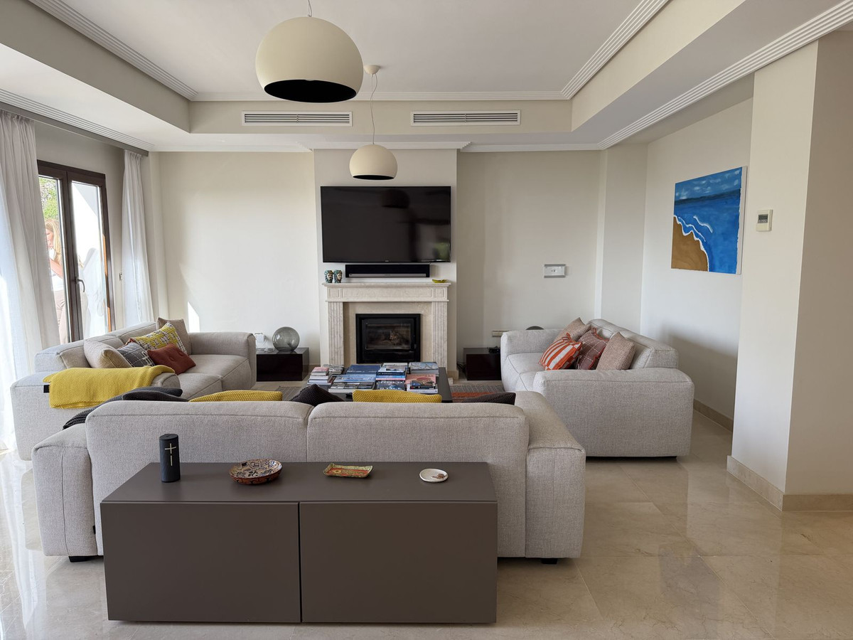 Se vende Villa - Chalet de 4 dormitorios en Costa Del Sol, Málaga, España