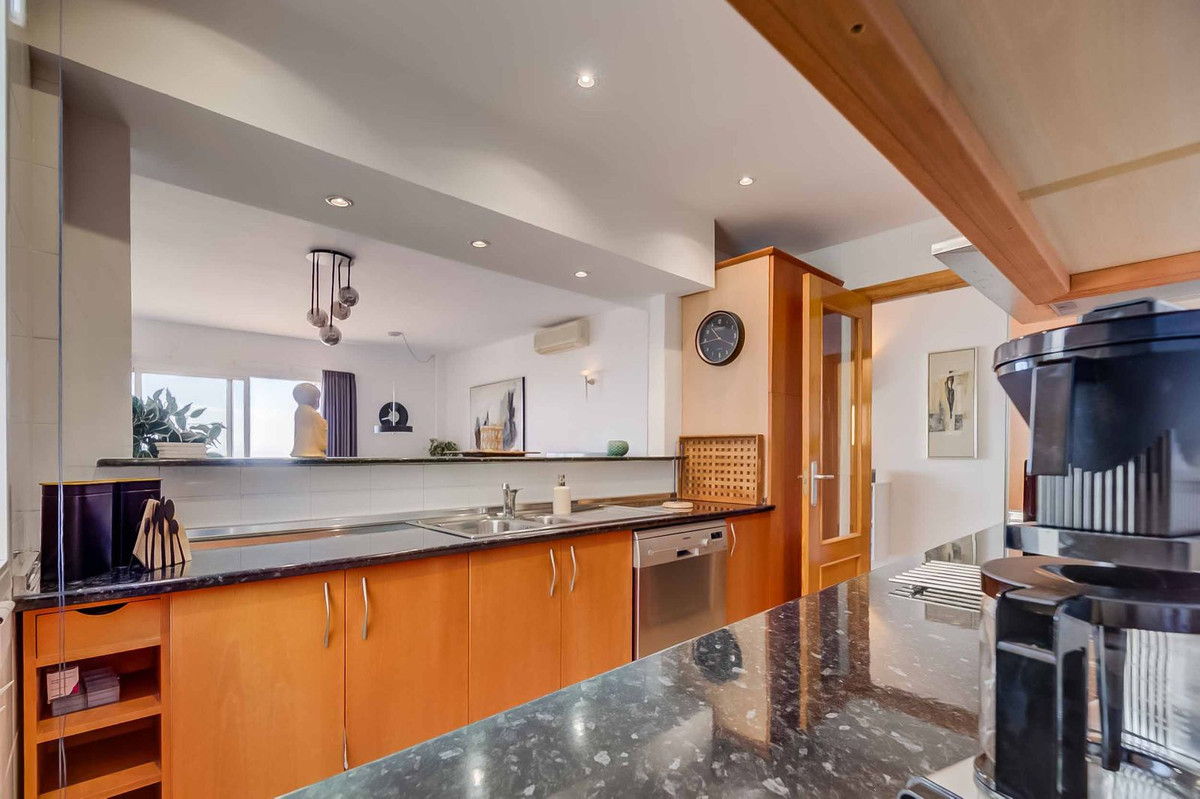 2 Bed Apartment for sale in Benalmadena Costa Del Sol, Málaga, Spain