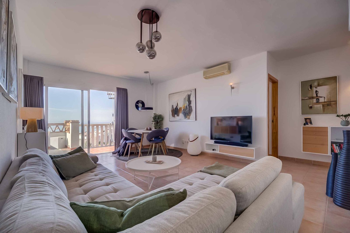 2 Bed Apartment for sale in Benalmadena Costa Del Sol, Málaga, Spain