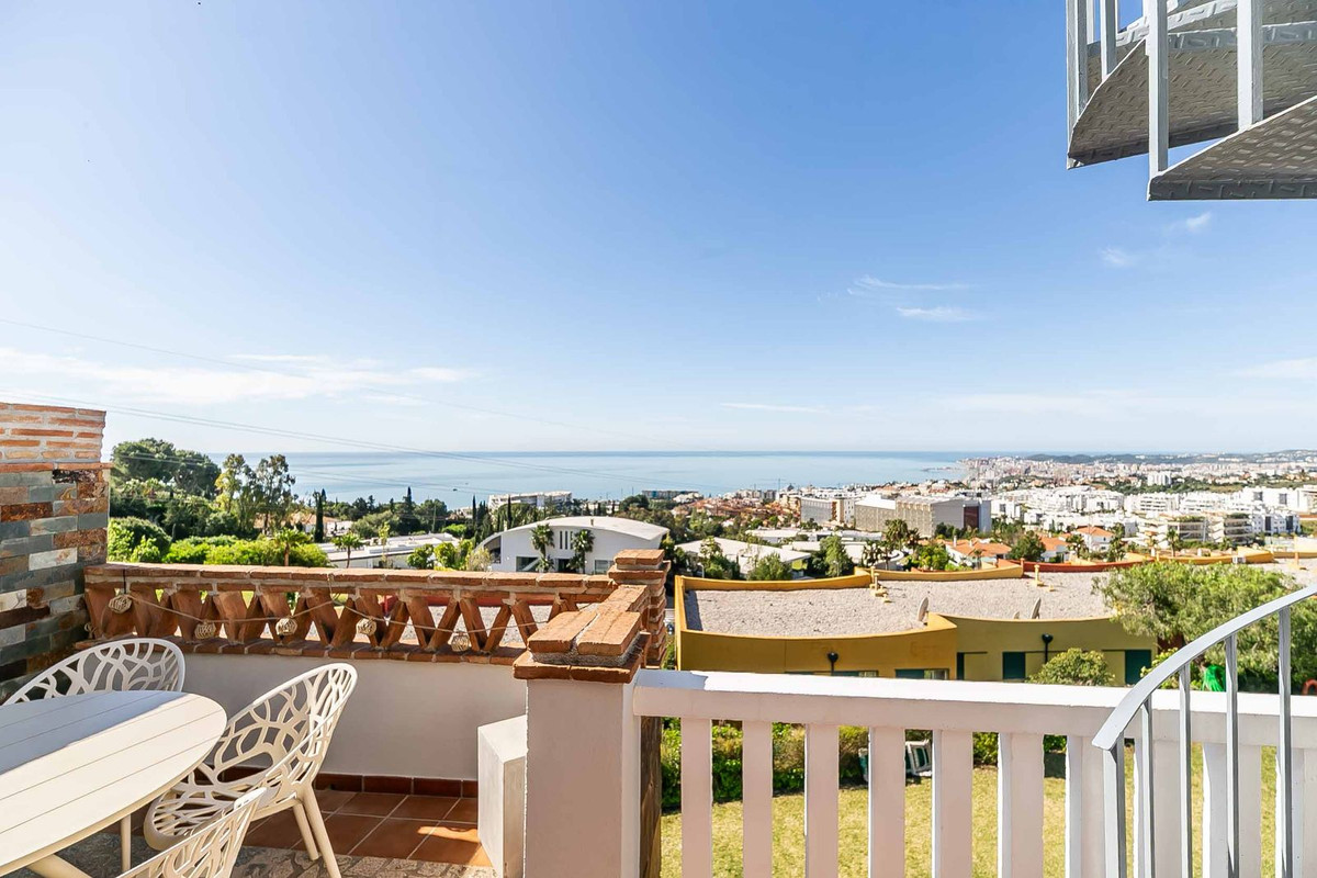 2 Bed Apartment for sale in Benalmadena Costa Del Sol, Málaga, Spain
