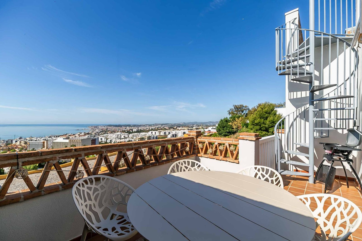 2 Bed Apartment for sale in Benalmadena Costa Del Sol, Málaga, Spain
