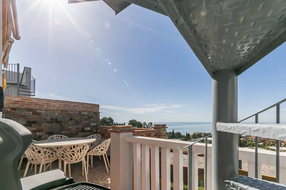 2 Bed Apartment for sale in Benalmadena Costa Del Sol, Málaga, Spain