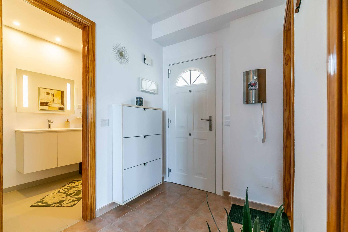 2 Bed Apartment for sale in Benalmadena Costa Del Sol, Málaga, Spain