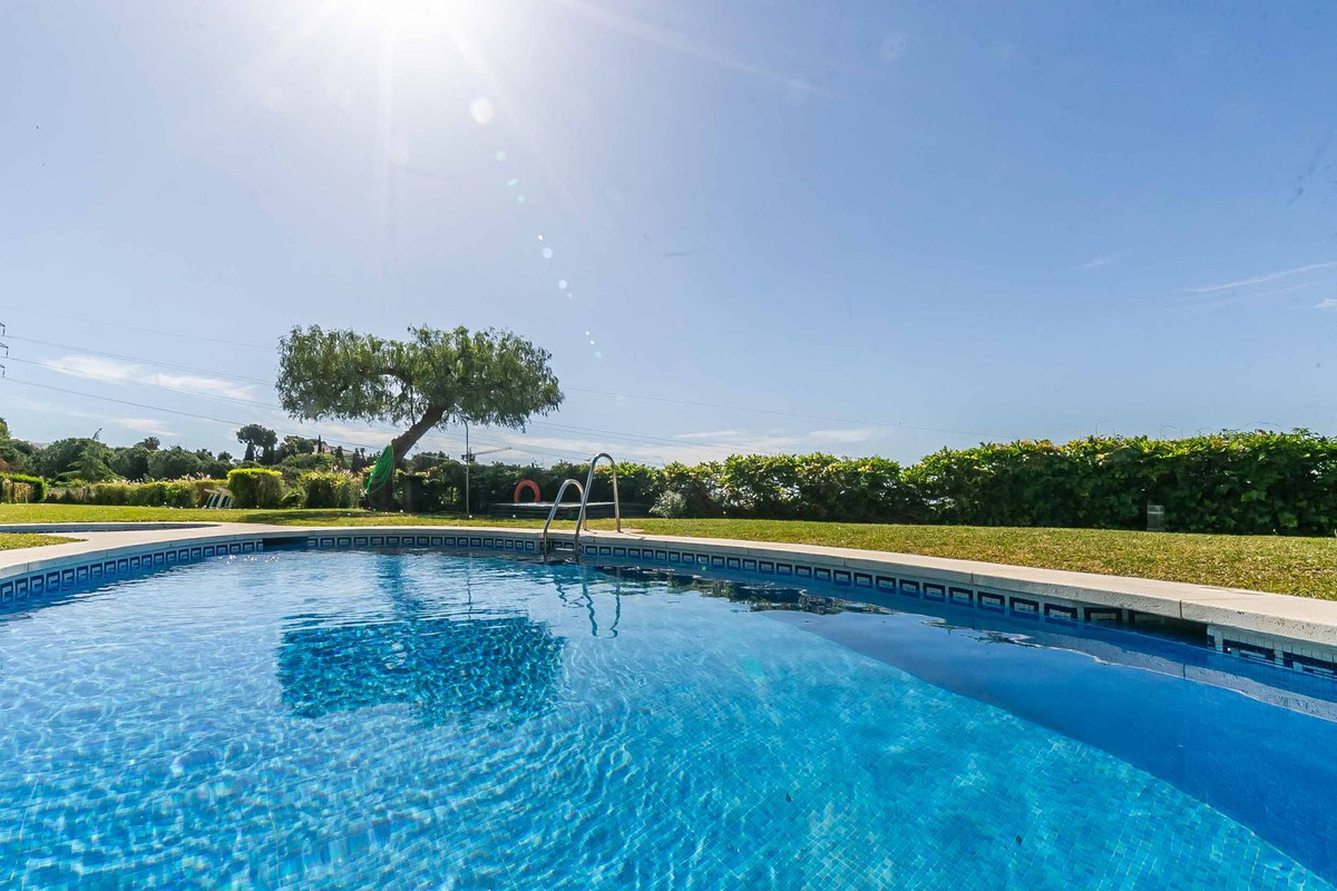 2 Bed Apartment for sale in Benalmadena Costa Del Sol, Málaga, Spain
