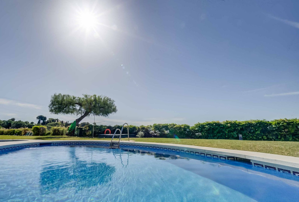 2 Bed Apartment for sale in Benalmadena Costa Del Sol, Málaga, Spain
