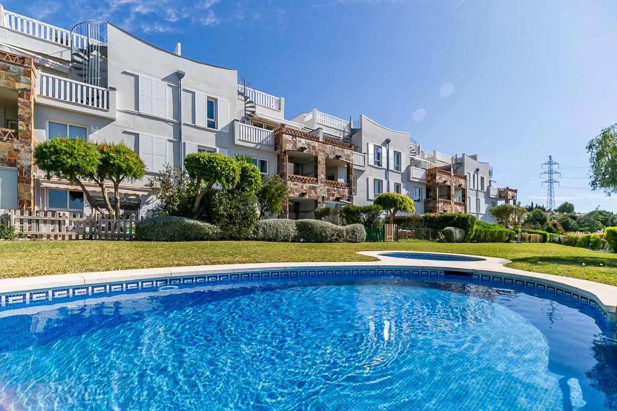 2 Bed Apartment for sale in Benalmadena Costa Del Sol, Málaga, Spain