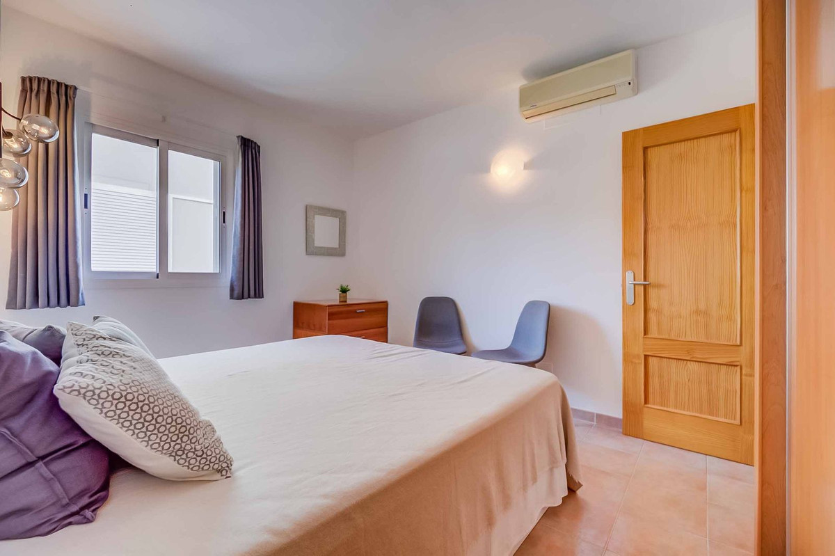 2 Bed Apartment for sale in Benalmadena Costa Del Sol, Málaga, Spain