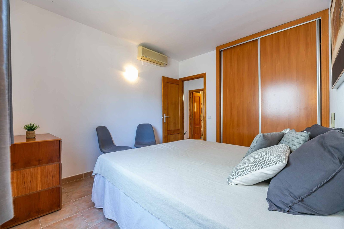 2 Bed Apartment for sale in Benalmadena Costa Del Sol, Málaga, Spain