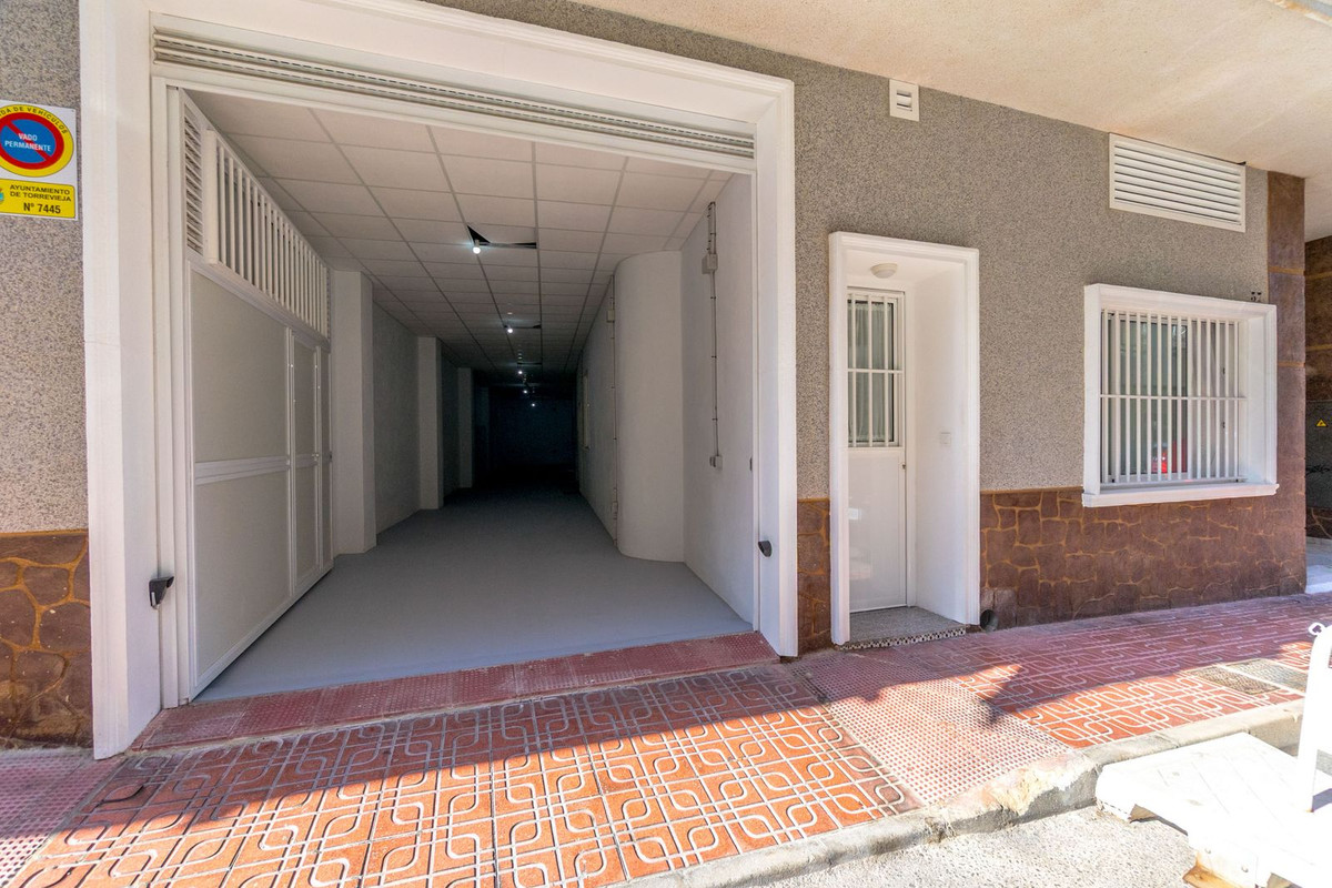 2 Bed Apartment for sale in Torrevieja Costa Blanca, Alicante, Spain