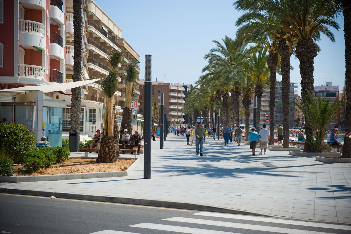 2 Bed Apartment for sale in Torrevieja Costa Blanca, Alicante, Spain