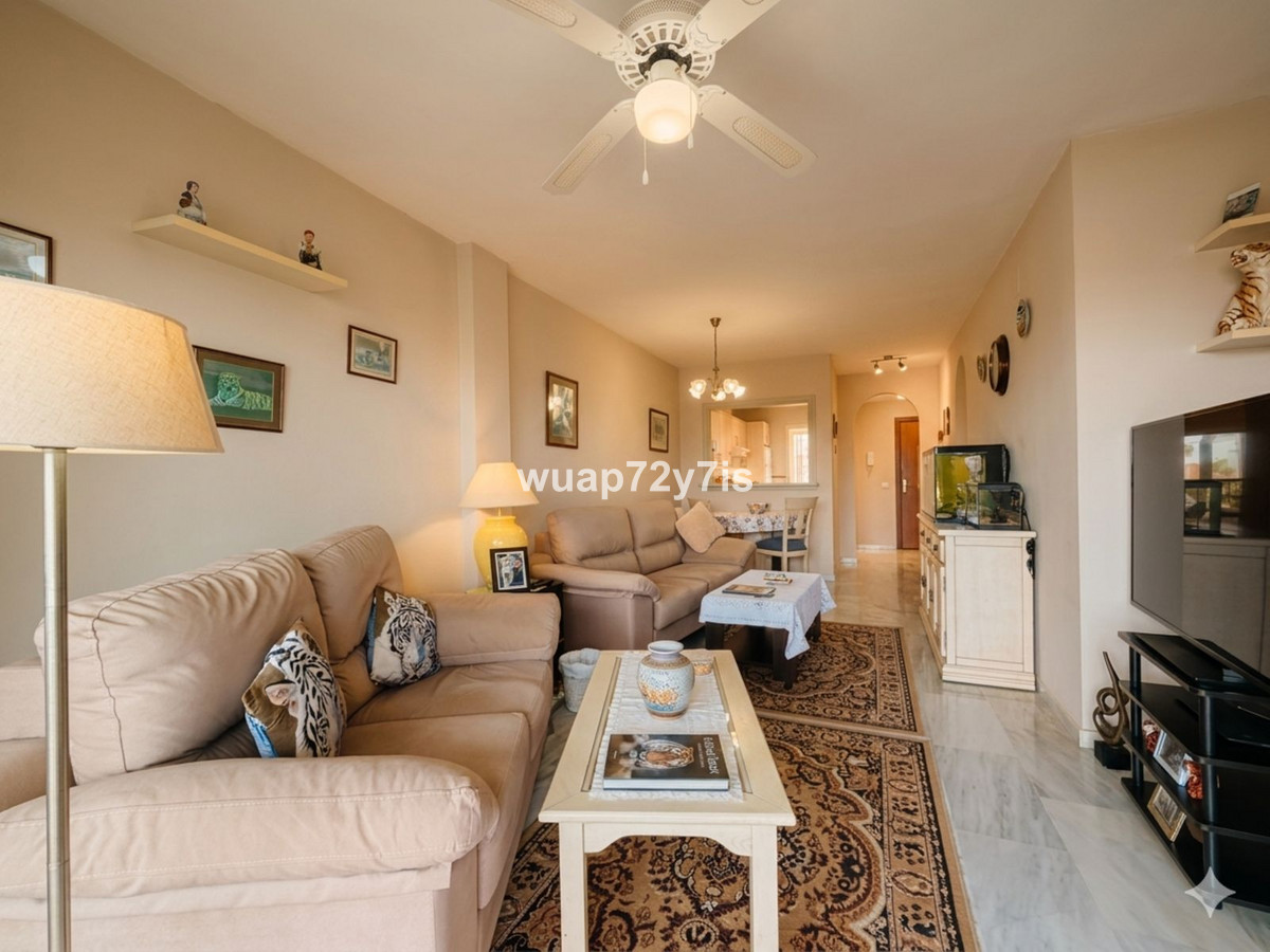 Se vende Apartamento Planta Media de 2 dormitorios en Costa Del Sol, Málaga, España