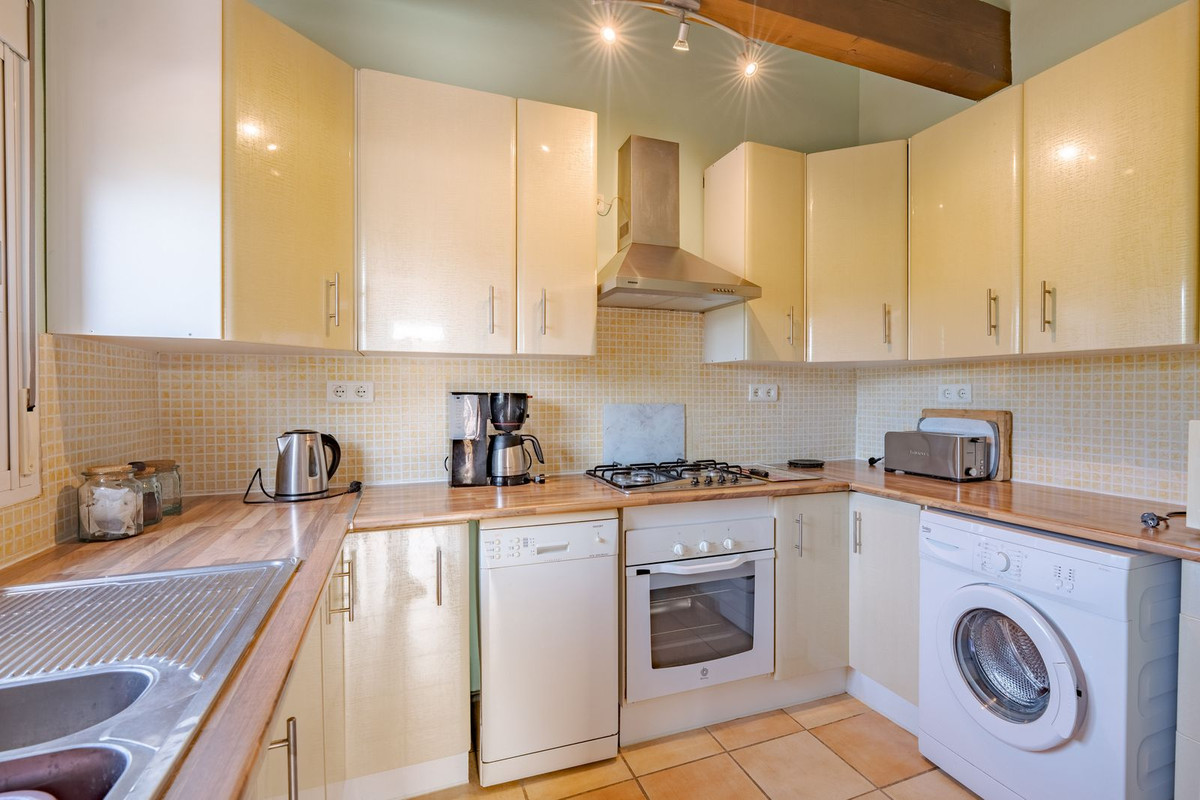 5 Bed Townhouse for sale in Coín Costa Del Sol, Málaga, Spain