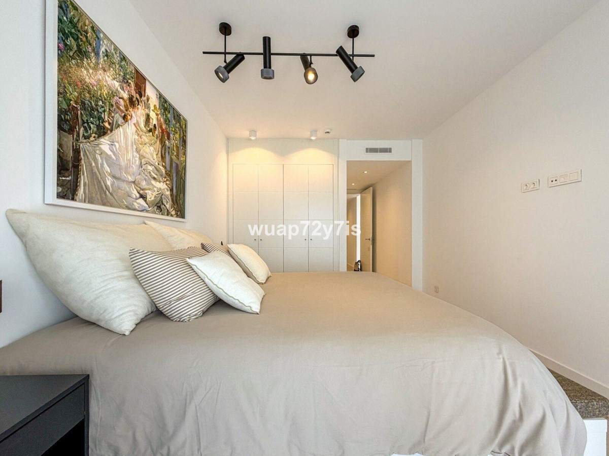2 Bed Apartment for sale in Casares Costa Del Sol, Málaga, Spain
