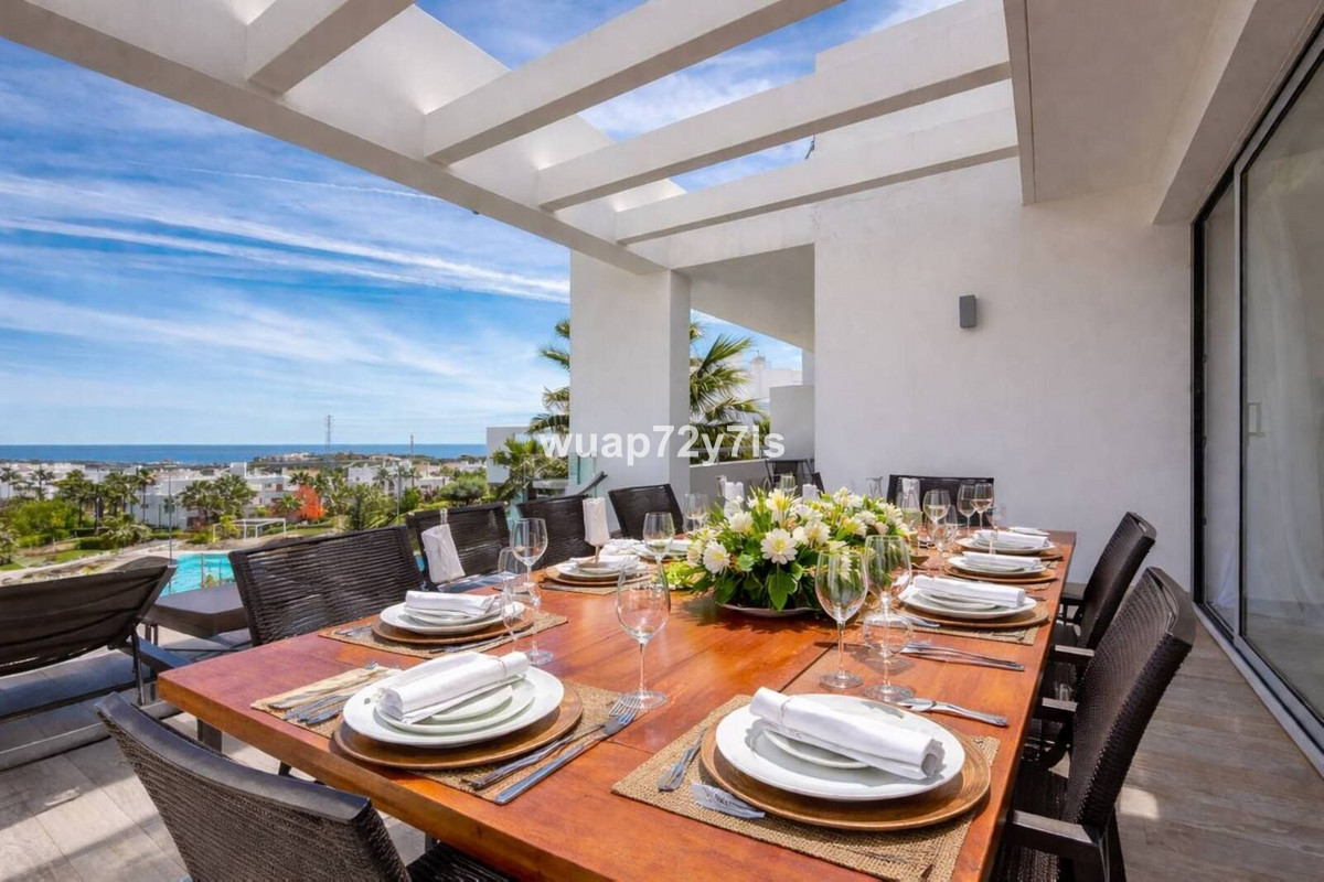 2 Bed Apartment for sale in Casares Costa Del Sol, Málaga, Spain