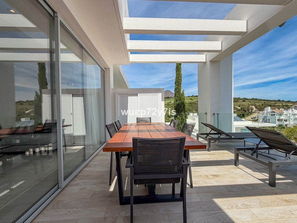 2 Bed Apartment for sale in Casares Costa Del Sol, Málaga, Spain