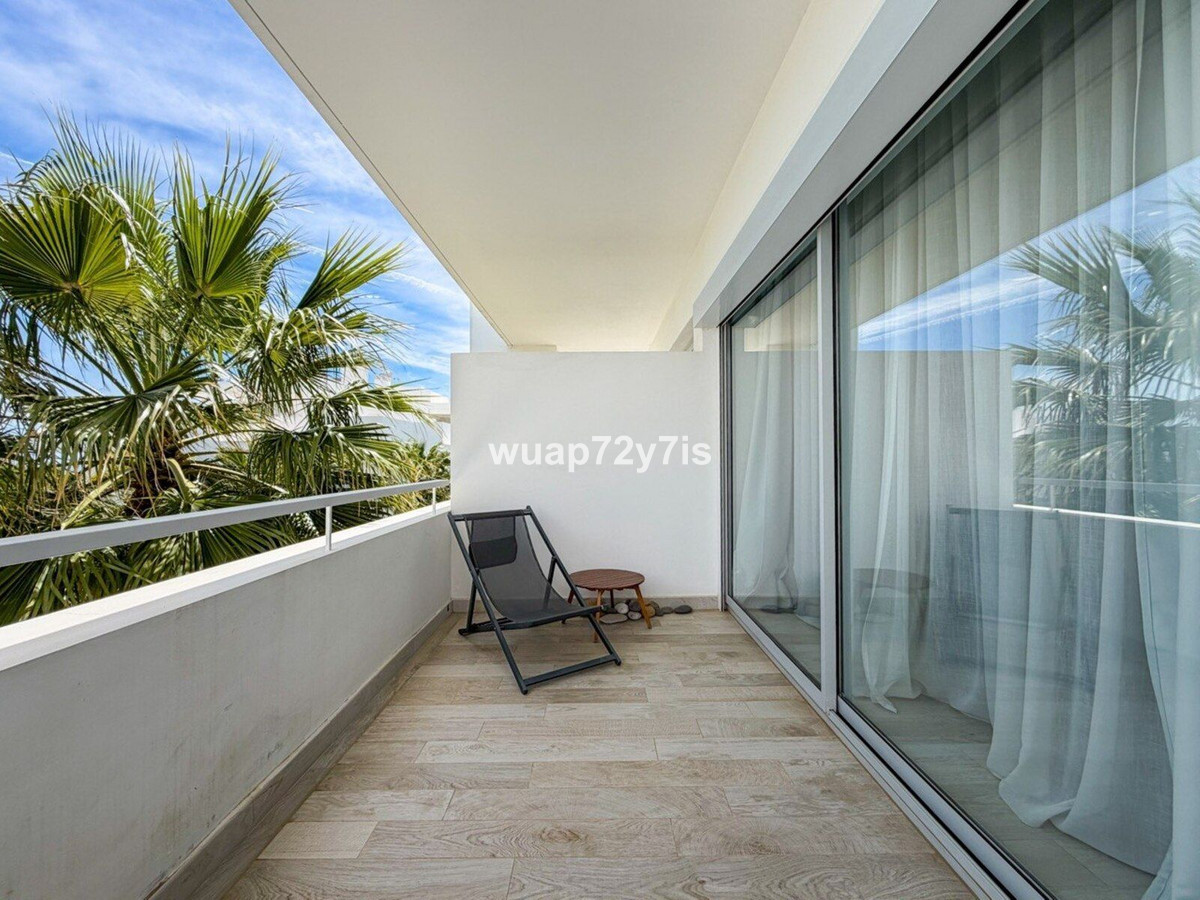 2 Bed Apartment for sale in Casares Costa Del Sol, Málaga, Spain