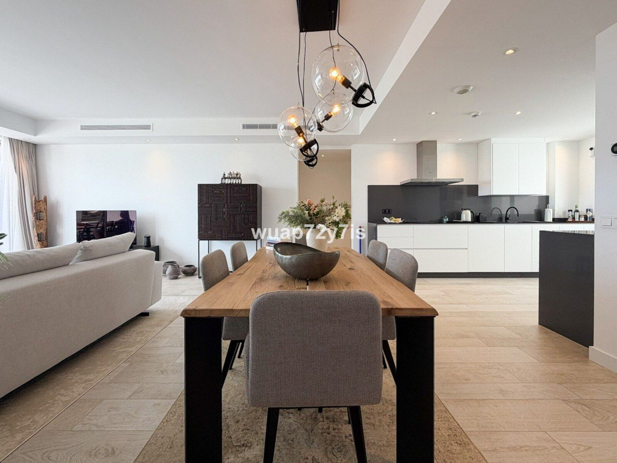 2 Bed Apartment for sale in Casares Costa Del Sol, Málaga, Spain