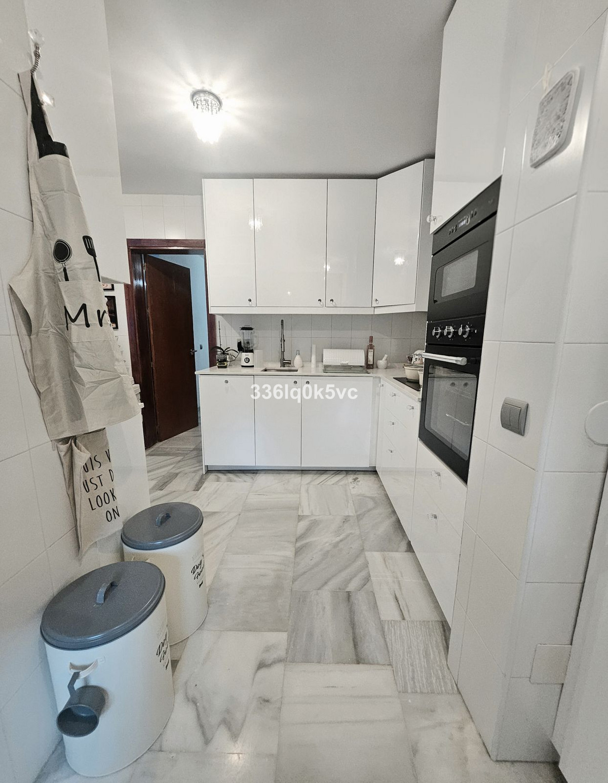 Se vende Villa - Chalet de 3 dormitorios en Costa Del Sol, Málaga, España