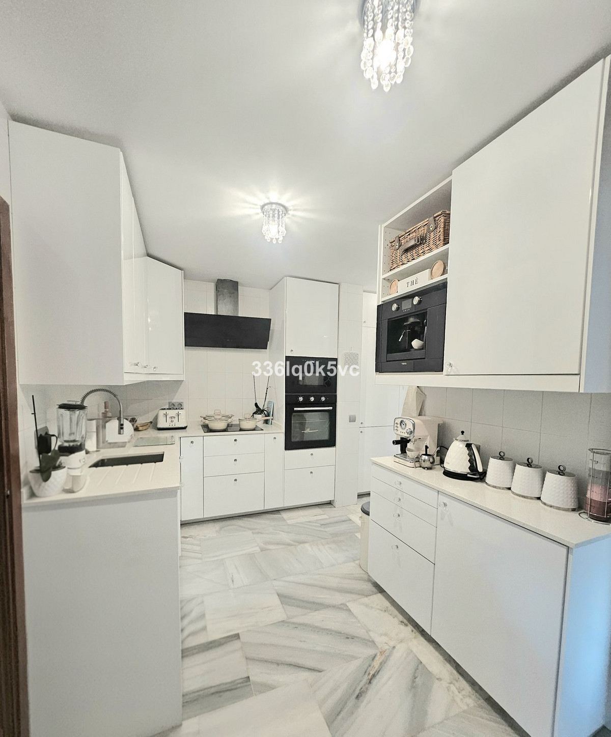 Se vende Villa - Chalet de 3 dormitorios en Costa Del Sol, Málaga, España