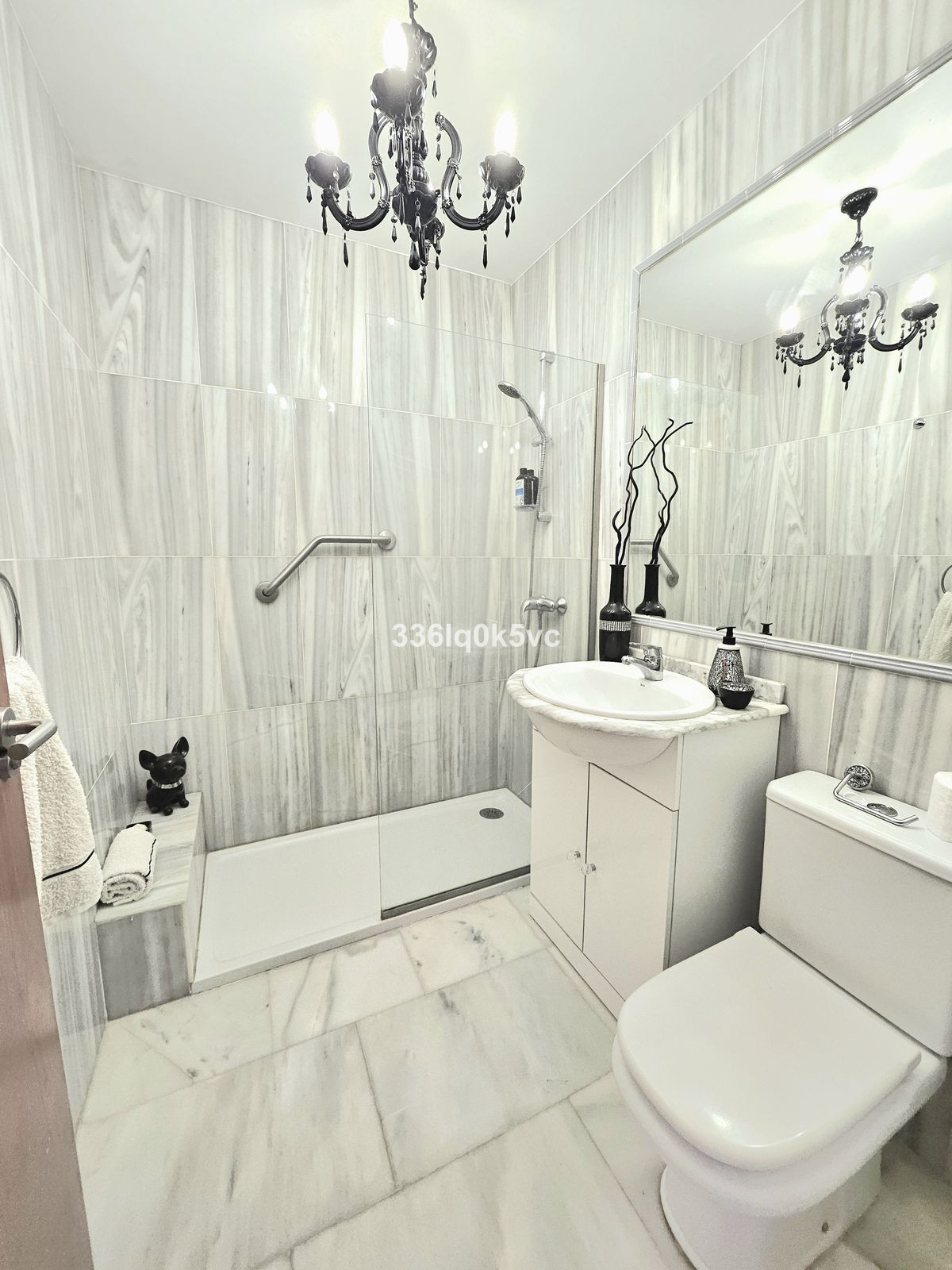 Se vende Villa - Chalet de 3 dormitorios en Costa Del Sol, Málaga, España