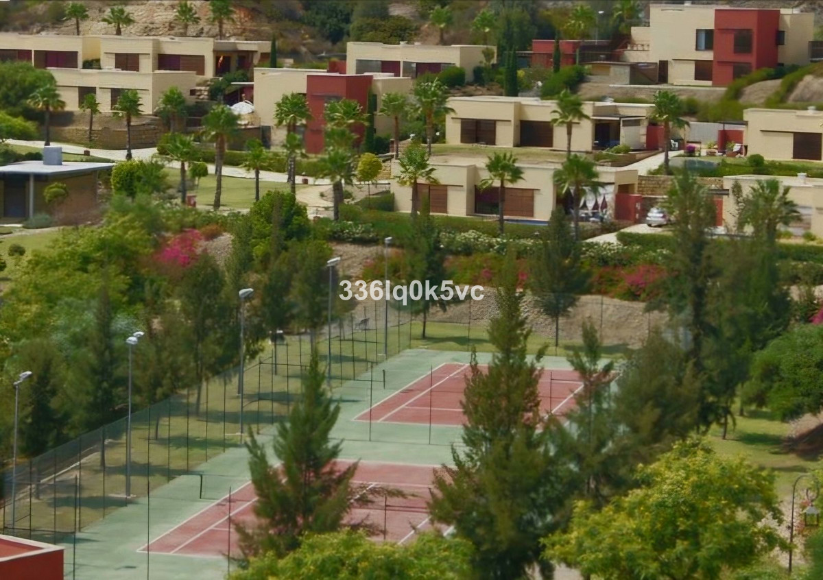 Se vende Villa - Chalet de 3 dormitorios en Costa Del Sol, Málaga, España