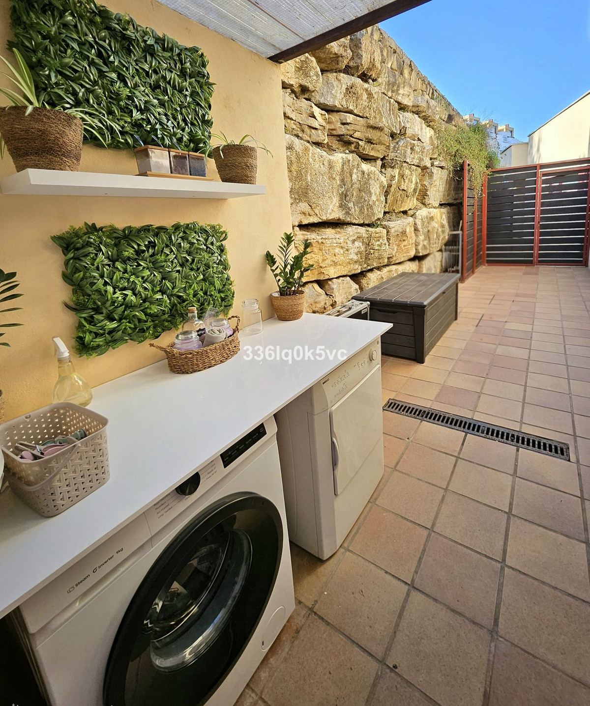 Se vende Villa - Chalet de 3 dormitorios en Costa Del Sol, Málaga, España