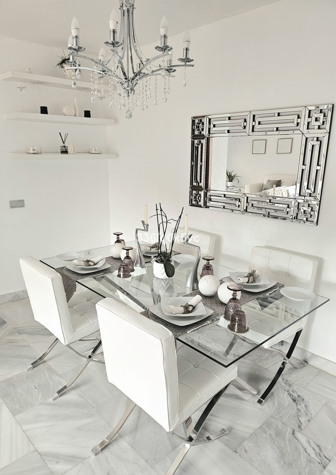 Se vende Villa - Chalet de 3 dormitorios en Costa Del Sol, Málaga, España