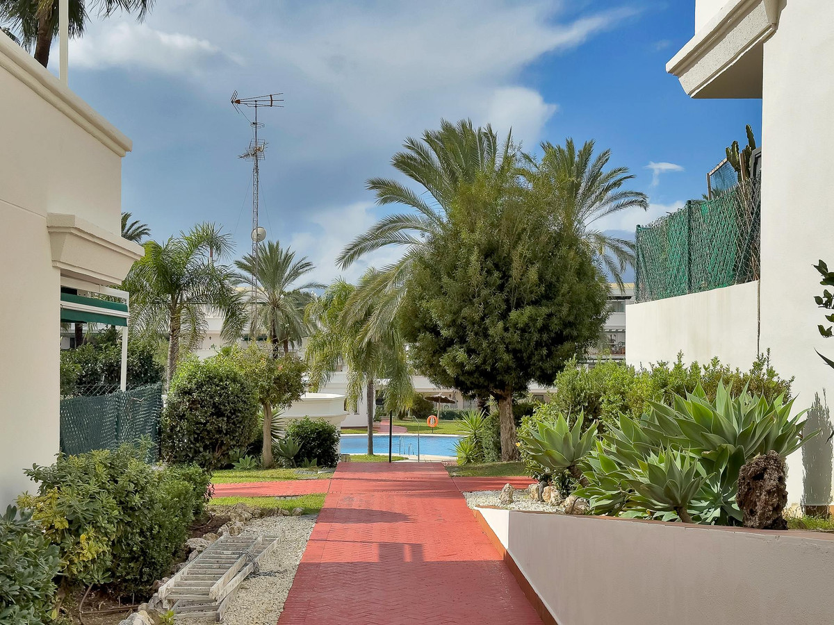 Se vende Ático de 2 dormitorios en Costa Del Sol, Málaga, España