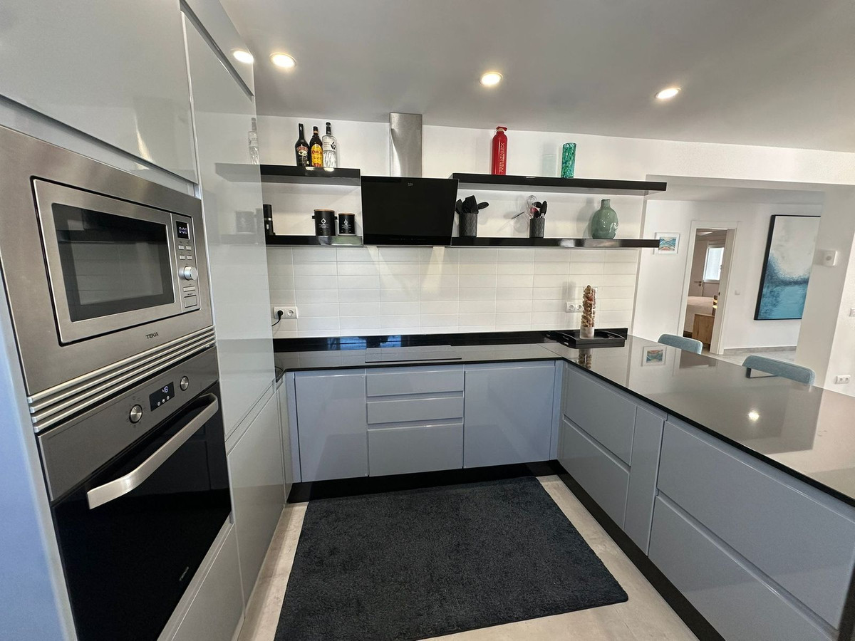 4 Bed Townhouse for sale in Benalmadena Costa Del Sol, Málaga, Spain