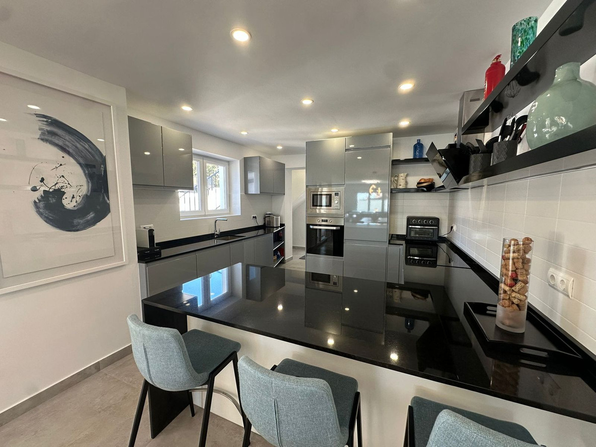 4 Bed Townhouse for sale in Benalmadena Costa Del Sol, Málaga, Spain