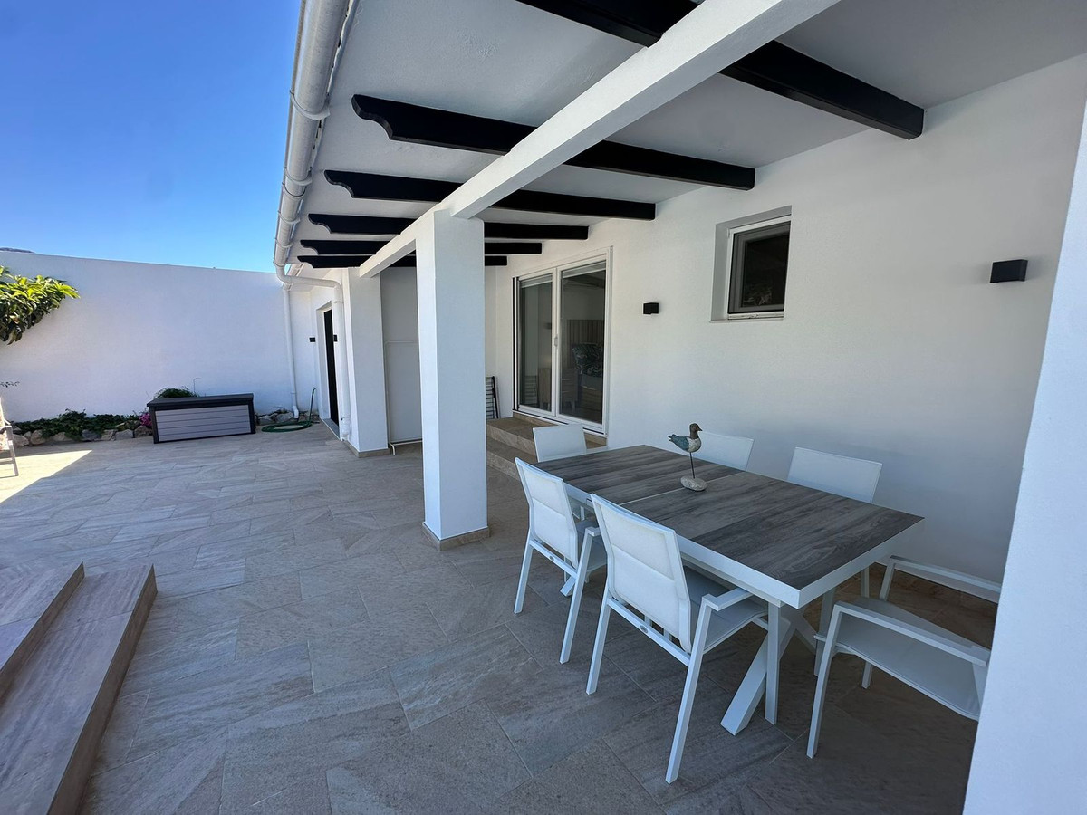 4 Bed Townhouse for sale in Benalmadena Costa Del Sol, Málaga, Spain