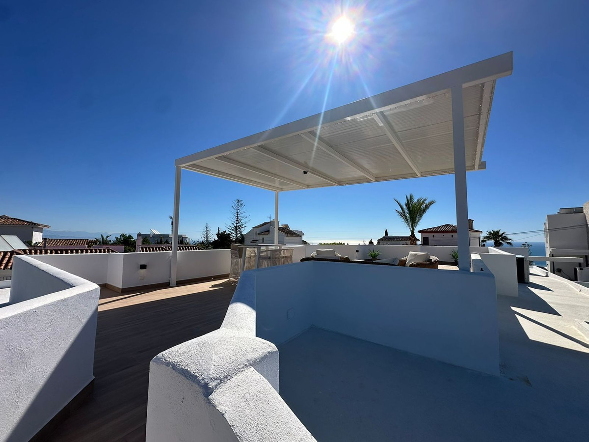 4 Bed Townhouse for sale in Benalmadena Costa Del Sol, Málaga, Spain