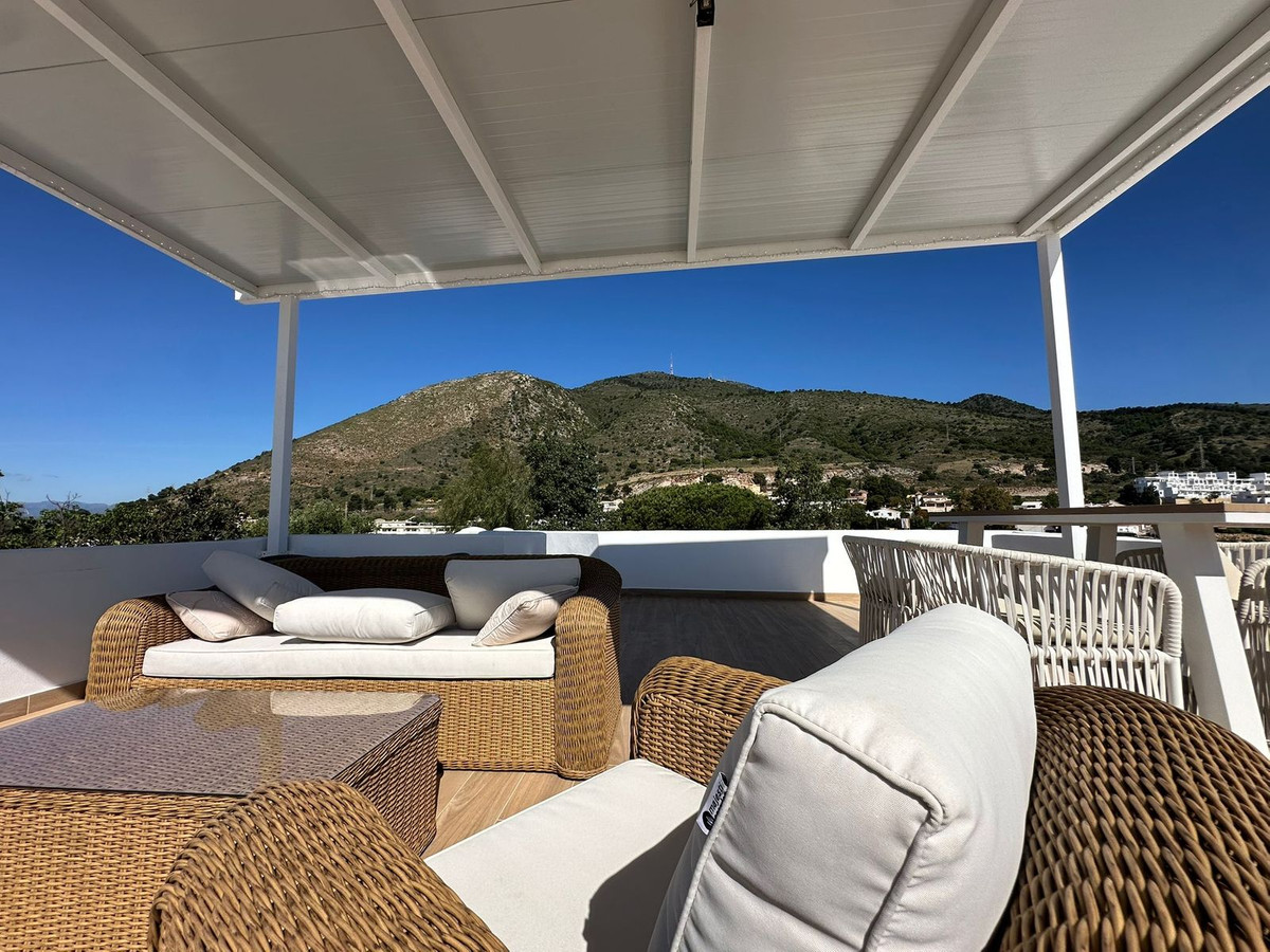 4 Bed Townhouse for sale in Benalmadena Costa Del Sol, Málaga, Spain