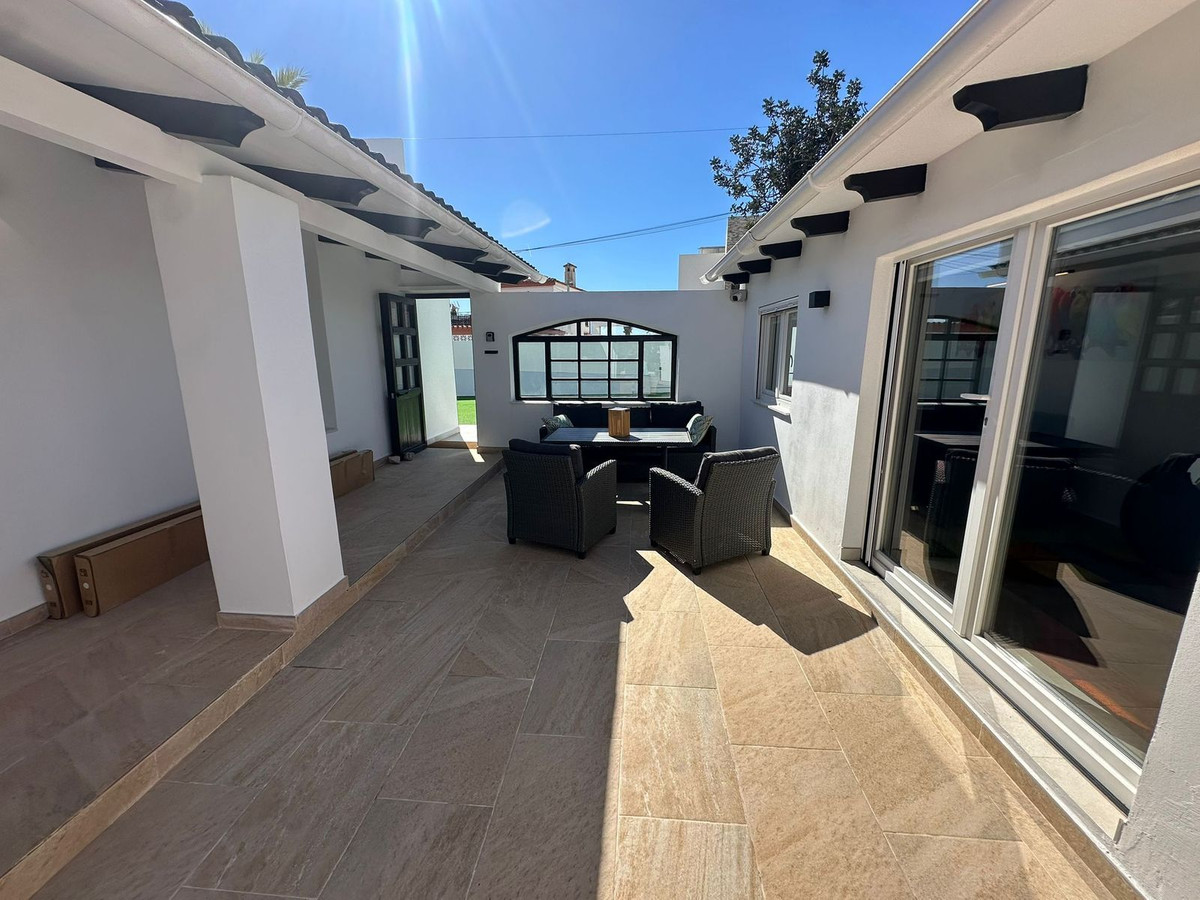 4 Bed Townhouse for sale in Benalmadena Costa Del Sol, Málaga, Spain