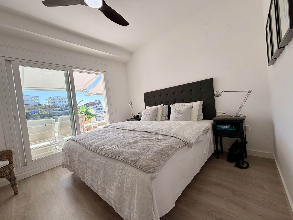 3 Bed Apartment for sale in Benahavís Costa Del Sol, Málaga, Spain