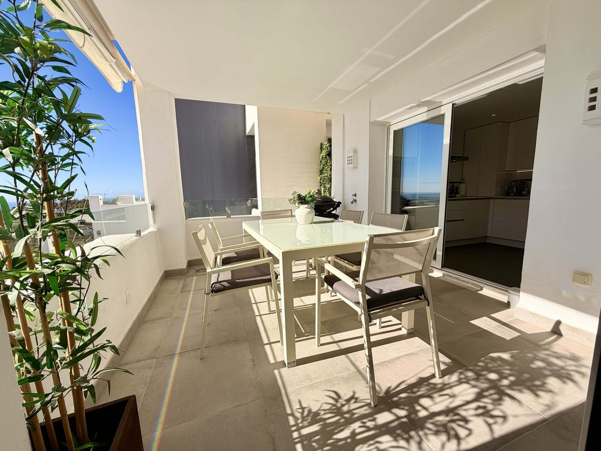 3 Bed Apartment for sale in Benahavís Costa Del Sol, Málaga, Spain