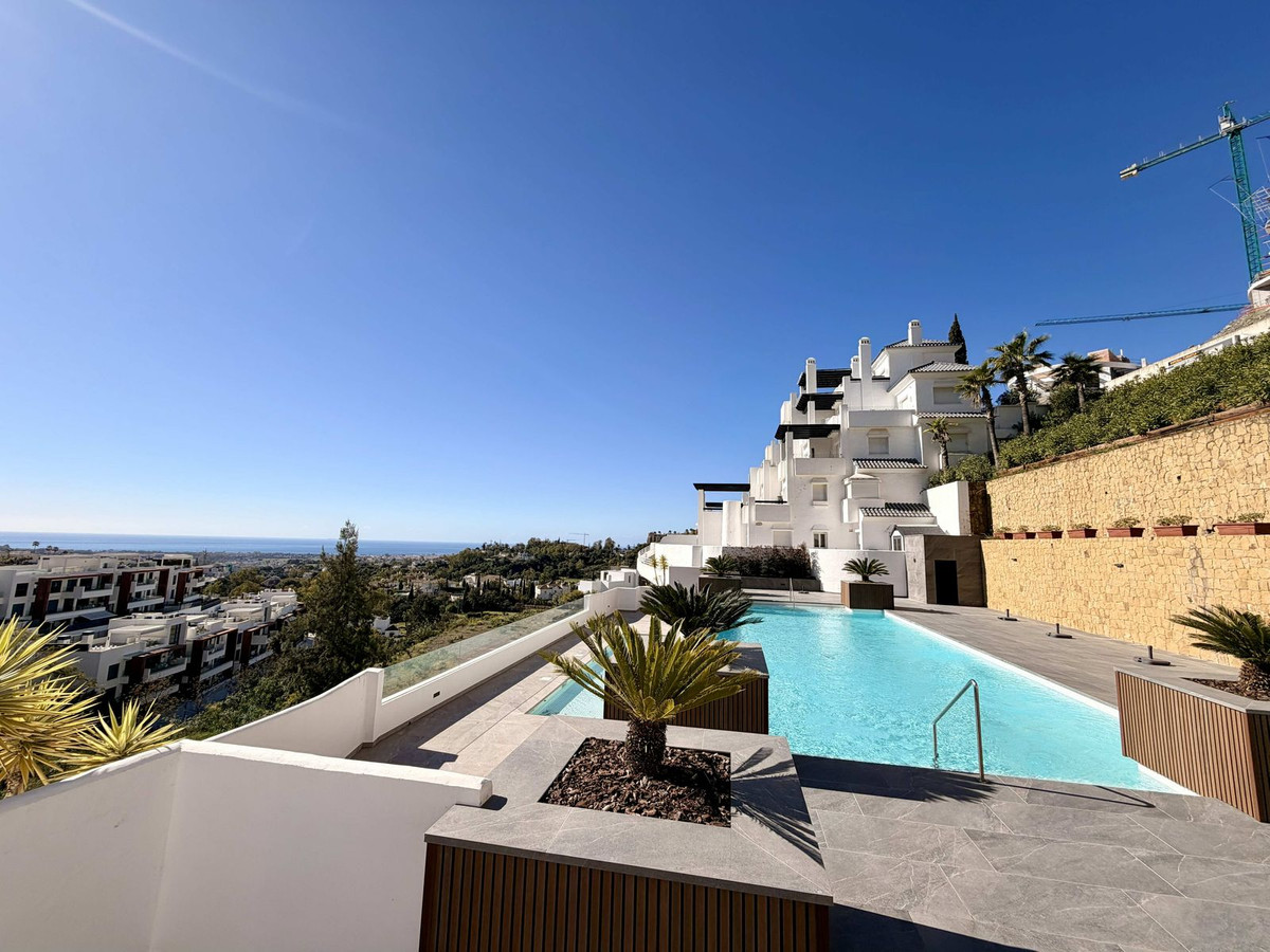 3 Bed Apartment for sale in Benahavís Costa Del Sol, Málaga, Spain