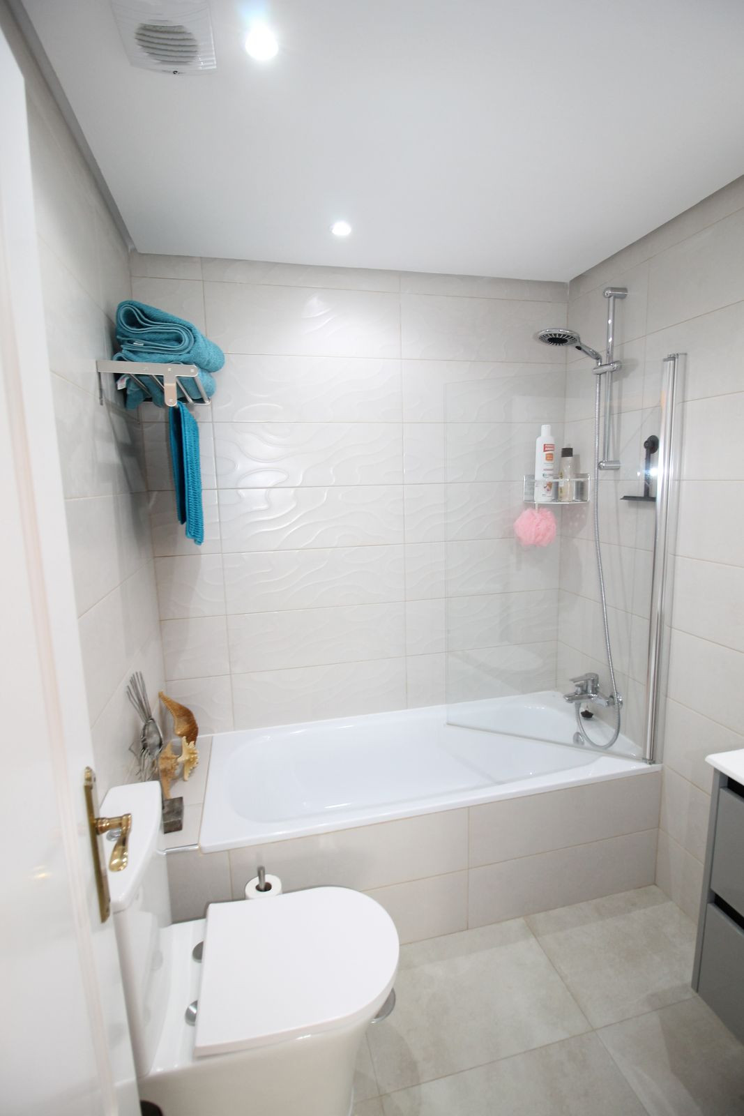 2 Bed Apartment for sale in La Cala De Mijas Costa Del Sol, Málaga, Spain