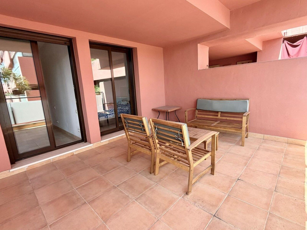 2 Bed Apartment for sale in Estepona Costa Del Sol, Málaga, Spain