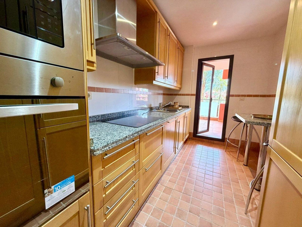 2 Bed Apartment for sale in Estepona Costa Del Sol, Málaga, Spain