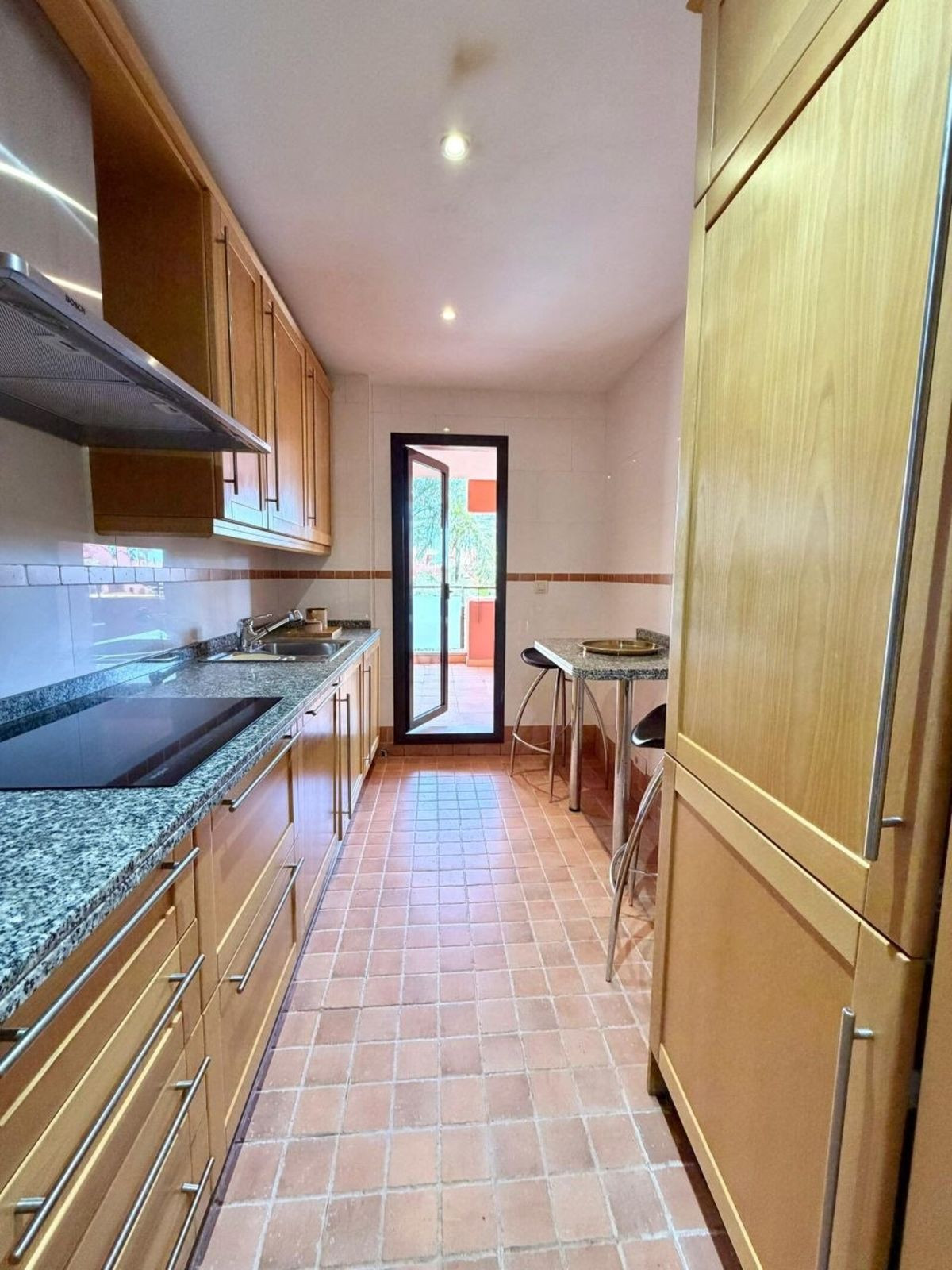 2 Bed Apartment for sale in Estepona Costa Del Sol, Málaga, Spain