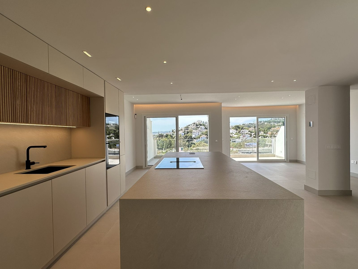 4 Bed Townhouse for sale in Torrequebrada Costa Del Sol, Málaga, Spain