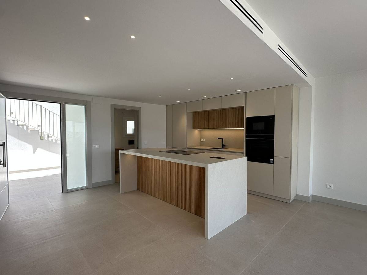 4 Bed Townhouse for sale in Torrequebrada Costa Del Sol, Málaga, Spain